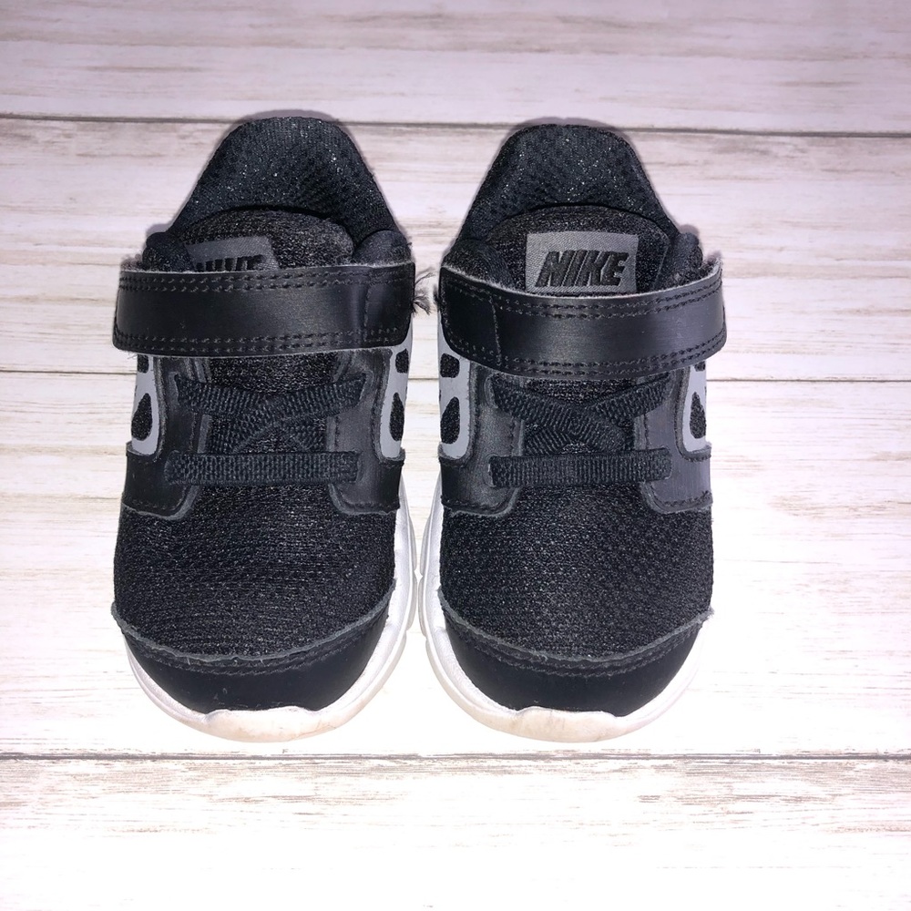 Nike Black & Grey - 5 Toddler